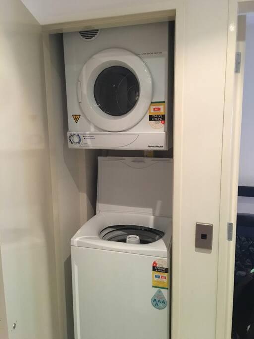 Outstanding Central Lambton Quay Apartment เวลลิงตัน ภายนอก รูปภาพ